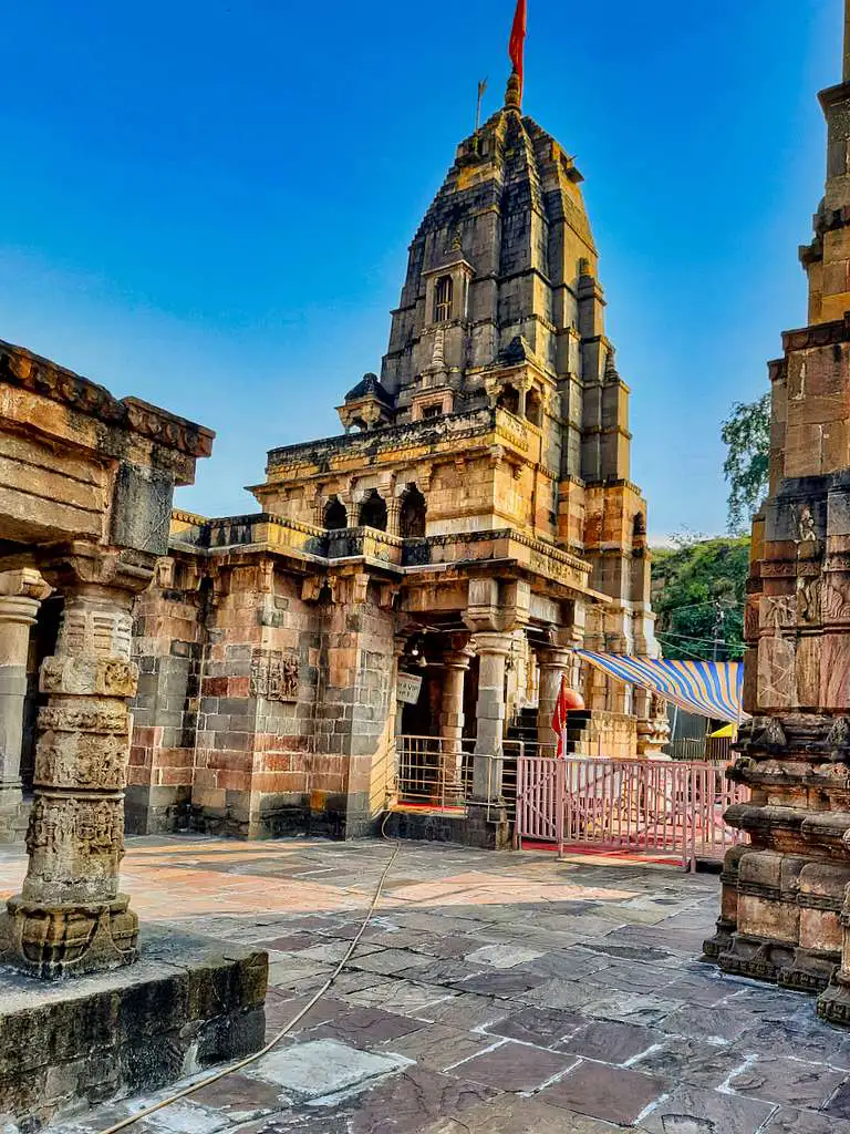 Best Places to Visit in Omkareshwar Mamleshwar Temple Omkareshwar